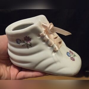 Vintage 1988 Chadwick Miller Inc. Porcelain Baby Shoe Figurine Planter 4.5x3"